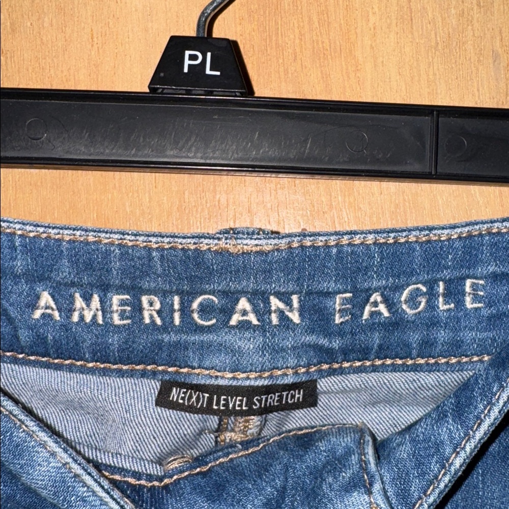 American Eagle Outfitters “Destroyed” Stretch Ankle Jeans - Picture 4 of 6
